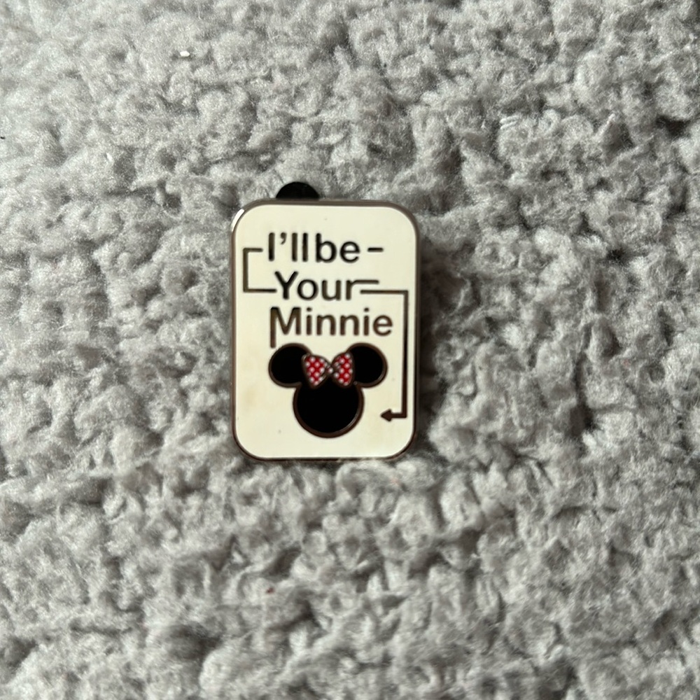 Minnie Mouse Disney Pin